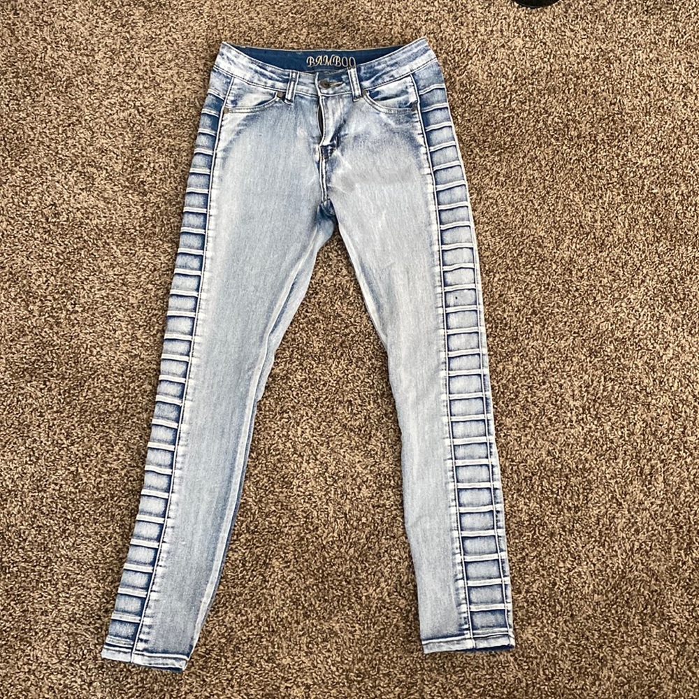 Bamboo skinny jeans with cool design on legs